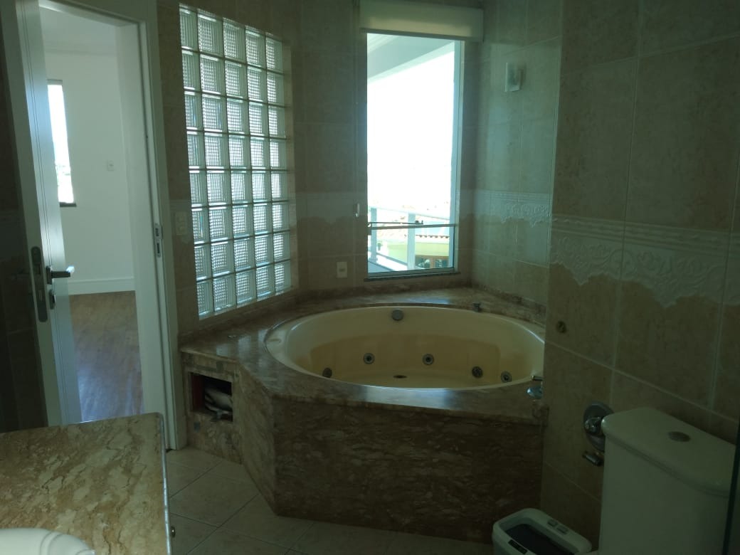 Imagem Casa de Condomínio com 5 Quartos à Venda, 259 m² em João Paulo - Florianópolis Imagem Casa de Condomínio com 5 Quartos à Venda, 259 m² em João Paulo - Florianópolis