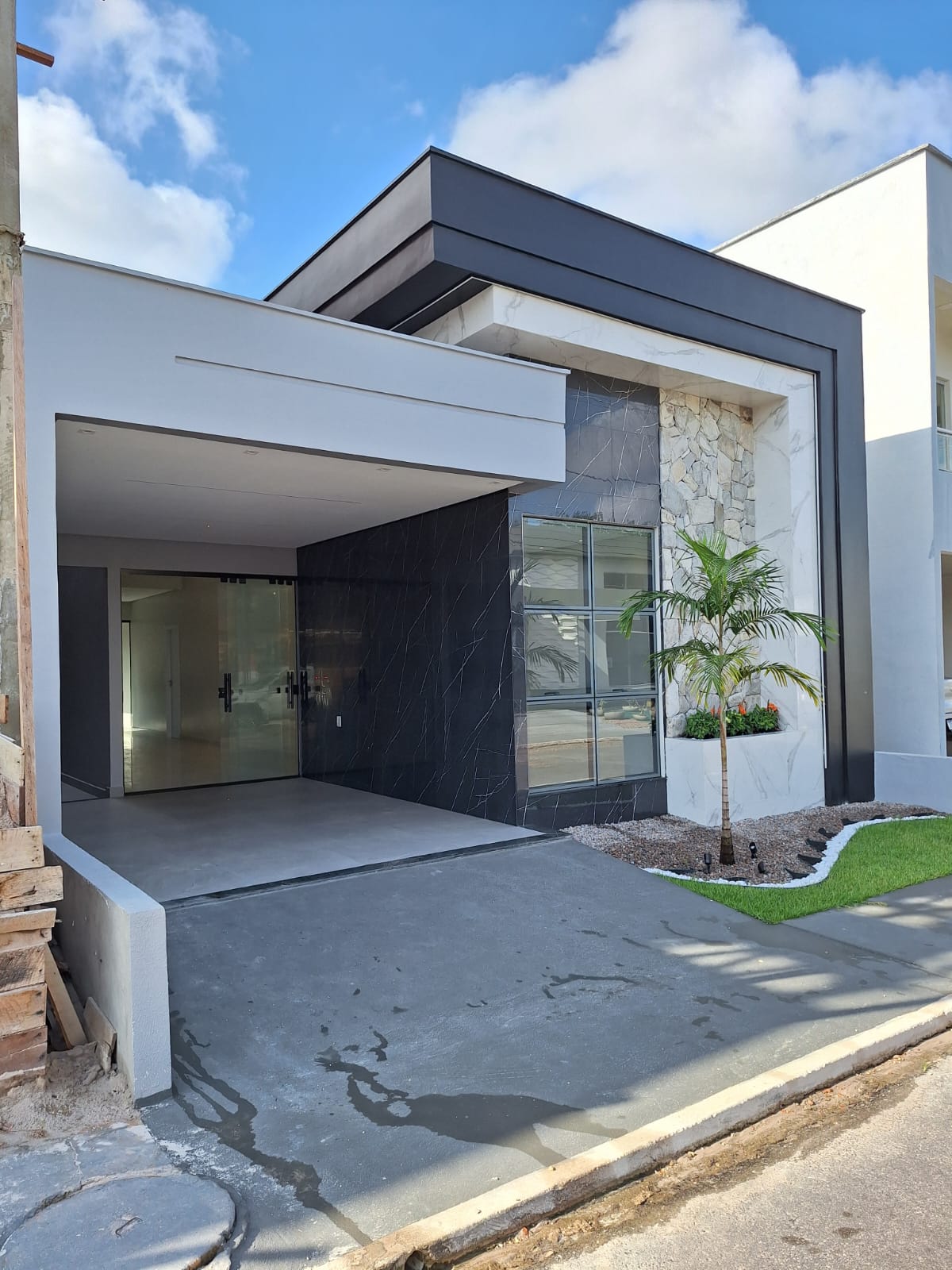 Casa de Condomínio com 3 Quartos à Venda, 160 m²em Quarenta Horas (Coqueiro) - Ananindeua