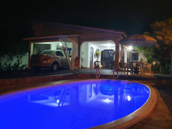 Casa com 3 Quartos à Venda, 182 m² em Centro - Peruíbe