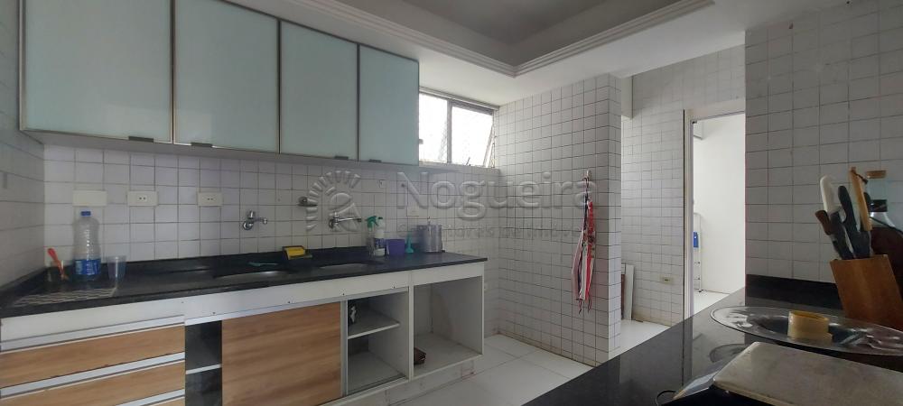 Imagem Apartamento com 3 Quartos à Venda, 106 m² em Aflitos - Recife