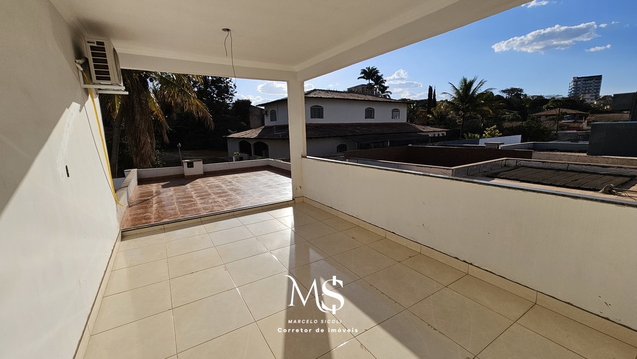 Imagem Casa de Condomínio com 4 Quartos à Venda, 400 m² em Setor Habitacional Vicente Pires - Trecho 3 - Brasília