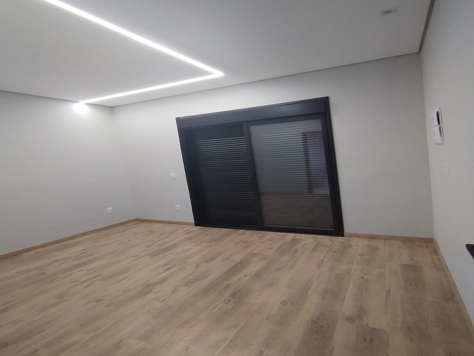 Casa de Condomínio com 3 Quartos à Venda, 189 m²em Pinheirinho - Itupeva