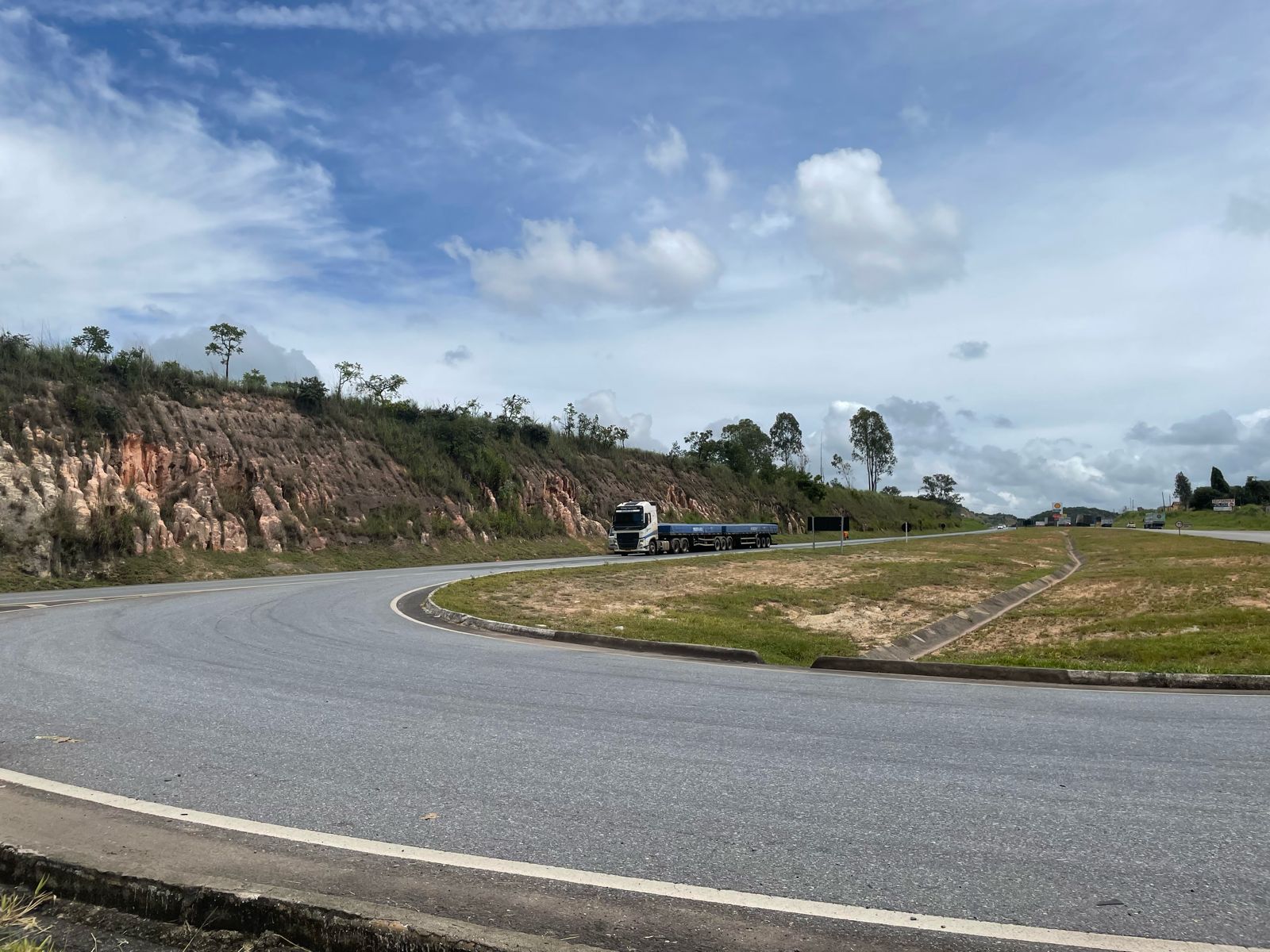 Imagem Terreno à Venda, 15 m²em Flórida (Melo Viana) - Esmeraldas Imagem Terreno à Venda, 15 m²em Flórida (Melo Viana) - Esmeraldas