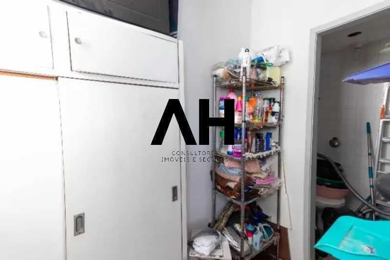 Imagem Apartamento com 3 Quartos à Venda, 110 m²em Santa Rosa - Niterói Imagem Apartamento com 3 Quartos à Venda, 110 m²em Santa Rosa - Niterói