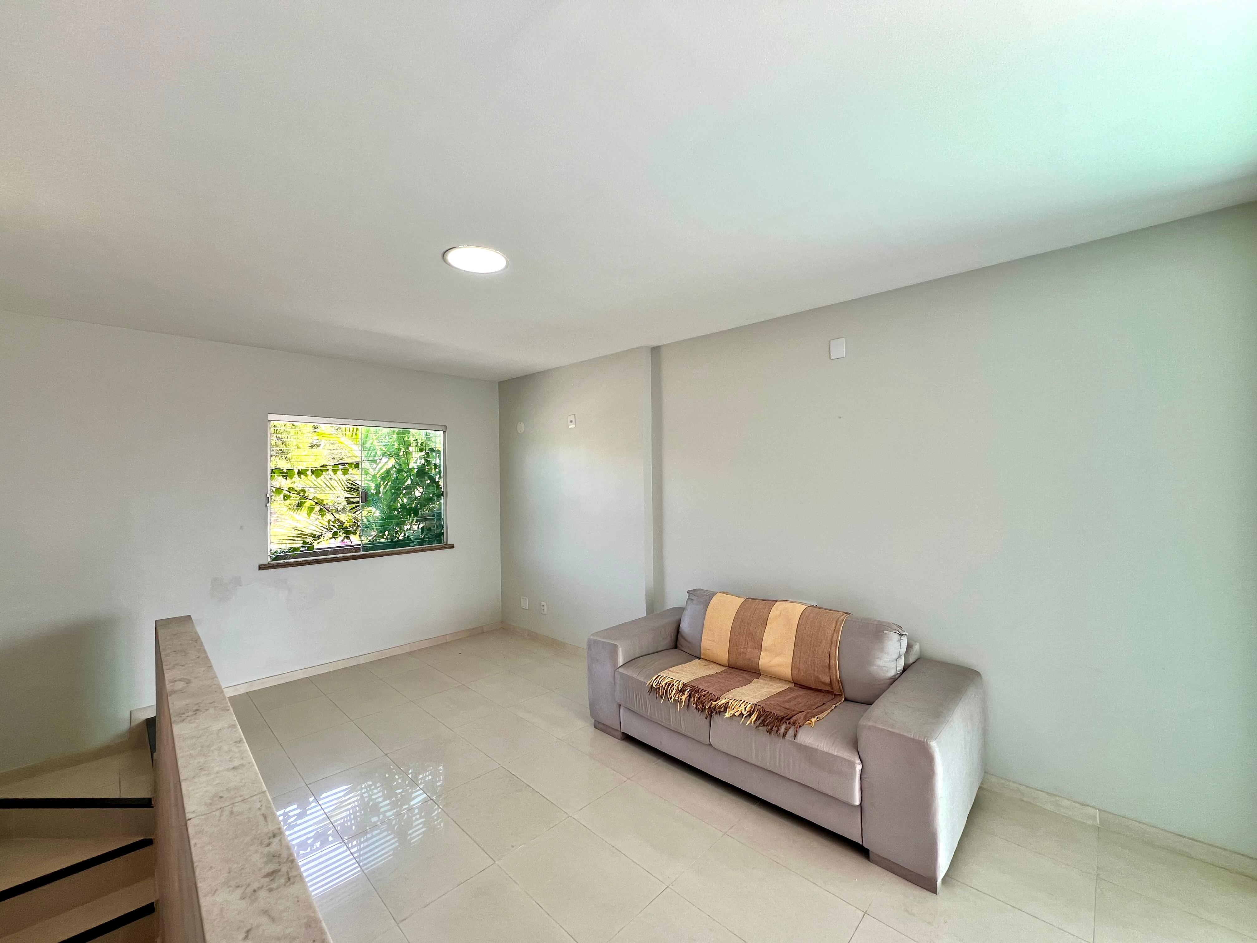 Imagem Casa com 3 Quartos à Venda, 370 m²em Curió-Utinga - Belém Imagem Casa com 3 Quartos à Venda, 370 m²em Curió-Utinga - Belém