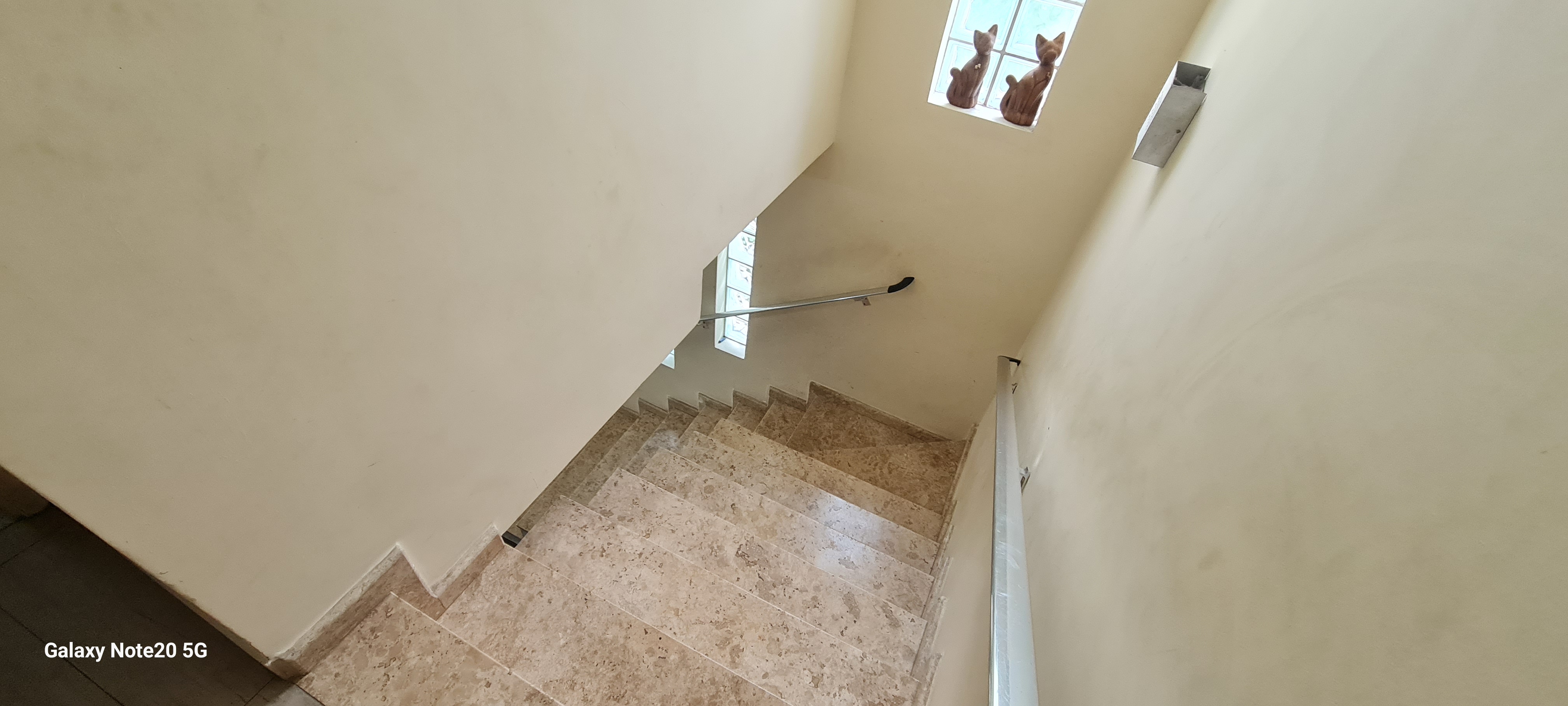 Imagem Sobrado com 3 Quartos à Venda, 184 m²em Parque Bitaru - São Vicente