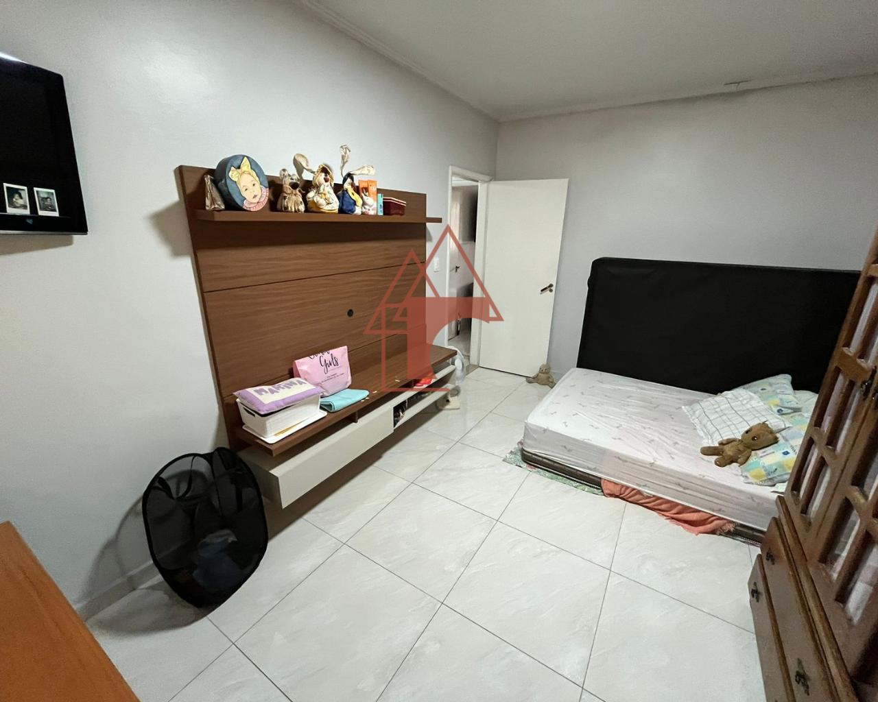 Imagem Casa de Condomínio à Venda, 128 m²em Jardim Casqueiro - Cubatão