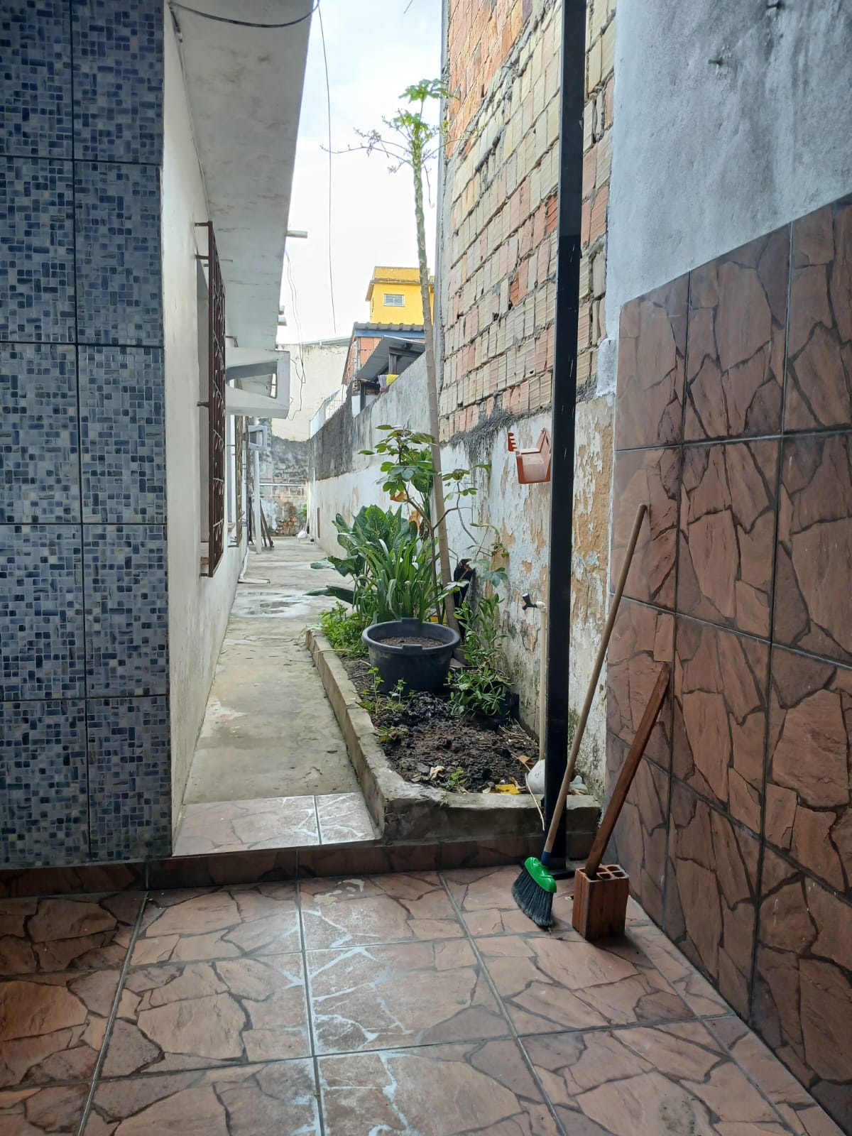 Imagem Casa com 2 Quartos à Venda, 140 m² em Praça 14 de Janeiro - Manaus Imagem Casa com 2 Quartos à Venda, 140 m² em Praça 14 de Janeiro - Manaus
