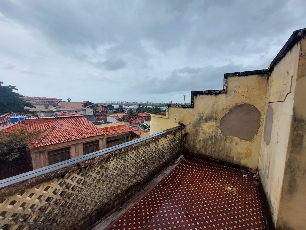 Imagem Casa com 5 Quartos à Venda, 325 m²em Centro - São Luís Imagem Casa com 5 Quartos à Venda, 325 m²em Centro - São Luís