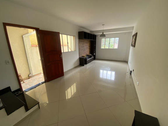 Imagem Casa de Condomínio com 3 Quartos à Venda, 154 m² em Jardim Mirna - Taboão da Serra
