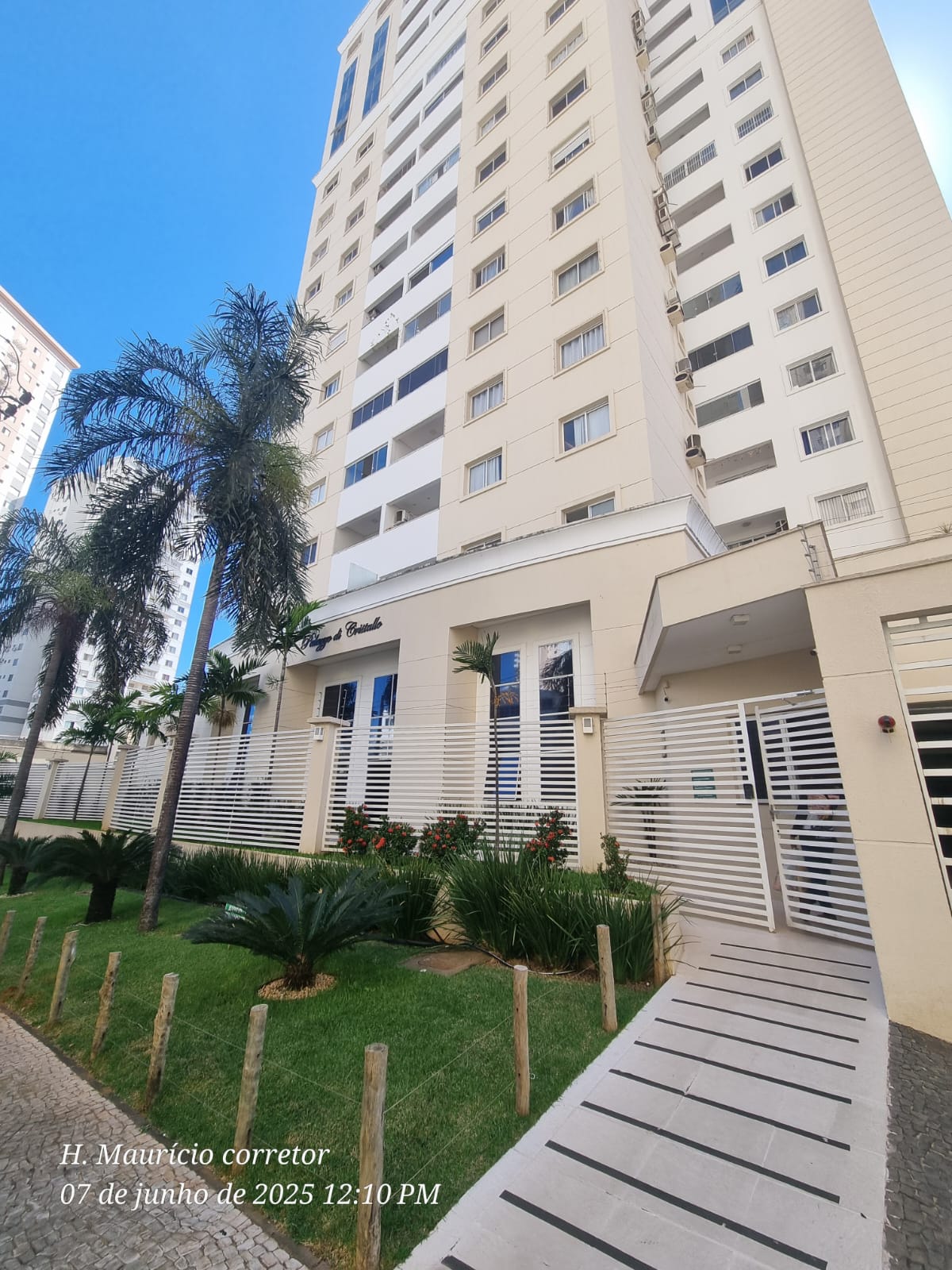Apartamento com 2 Quartos à Venda, 72 m² em Jardim Goiás - Goiânia