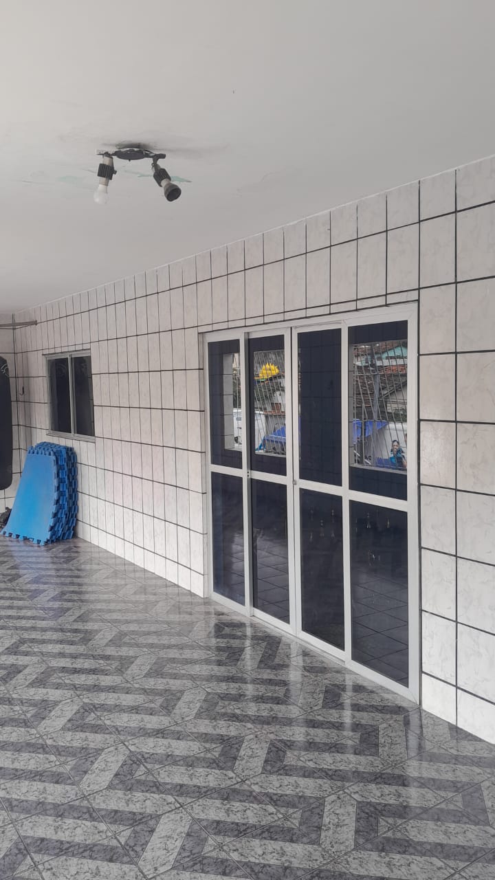 Imagem Casa com 4 Quartos para Alugar, 200 m²em Cavaleiro - Jaboatão dos Guararapes Imagem Casa com 4 Quartos para Alugar, 200 m²em Cavaleiro - Jaboatão dos Guararapes