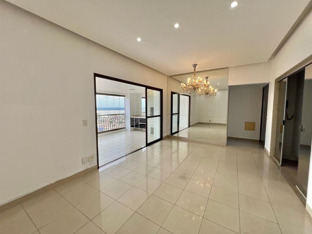 Imagem Apartamento com 4 Quartos à Venda, 155 m²em Batista Campos - Belém