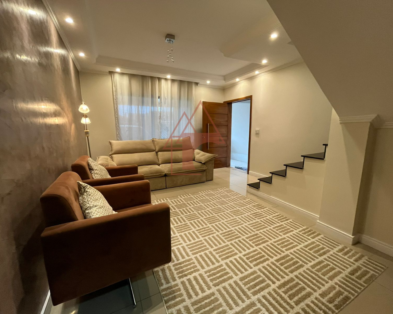 Sobrado com 3 Quartos à Venda, 155 m²em Vila Ponte Nova - Cubatão