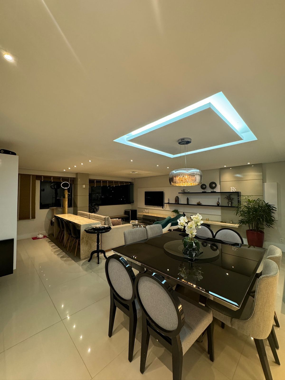 Imagem Apartamento com 3 Quartos à Venda, 100 m²em Cocó - Fortaleza