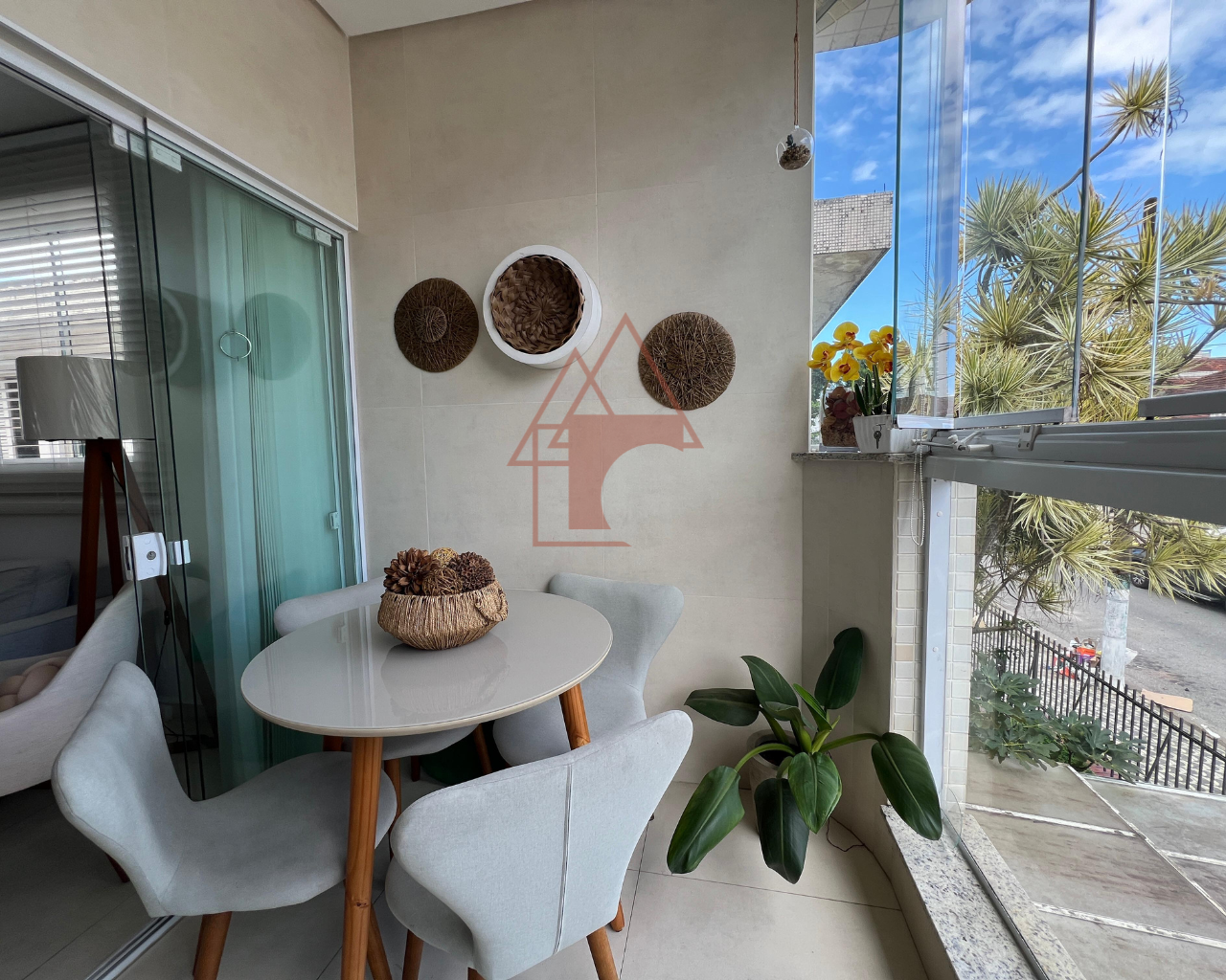 Imagem Casa com 2 Quartos à Venda, 80 m² em Embaré - Santos