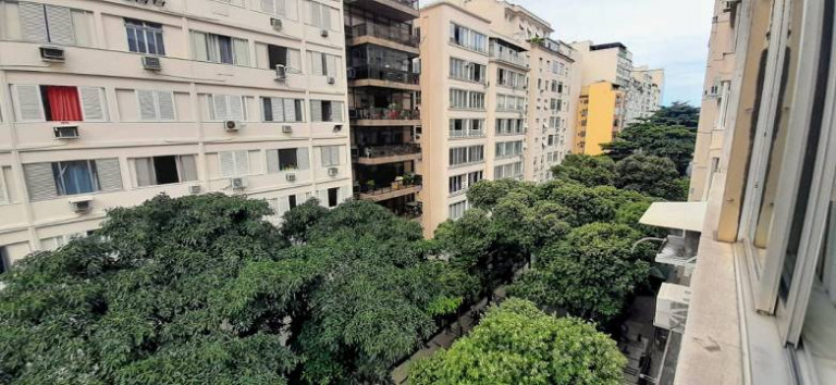 Imagem Apartamento com 2 Quartos à Venda, 100 m² em Copacabana - Rio de Janeiro Imagem Apartamento com 2 Quartos à Venda, 100 m² em Copacabana - Rio de Janeiro