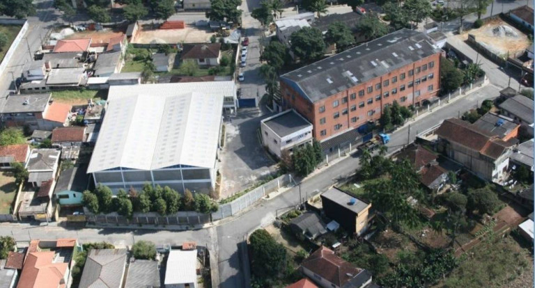 Galpão à Venda ou Locação, 6.353 m² em Jardim Emília - Embu-Guaçu