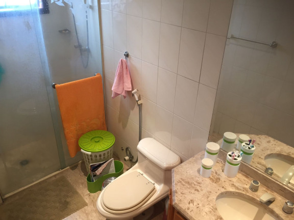 Imagem Apartamento com 4 Quartos à Venda,  em Vila Uberabinha - São Paulo
