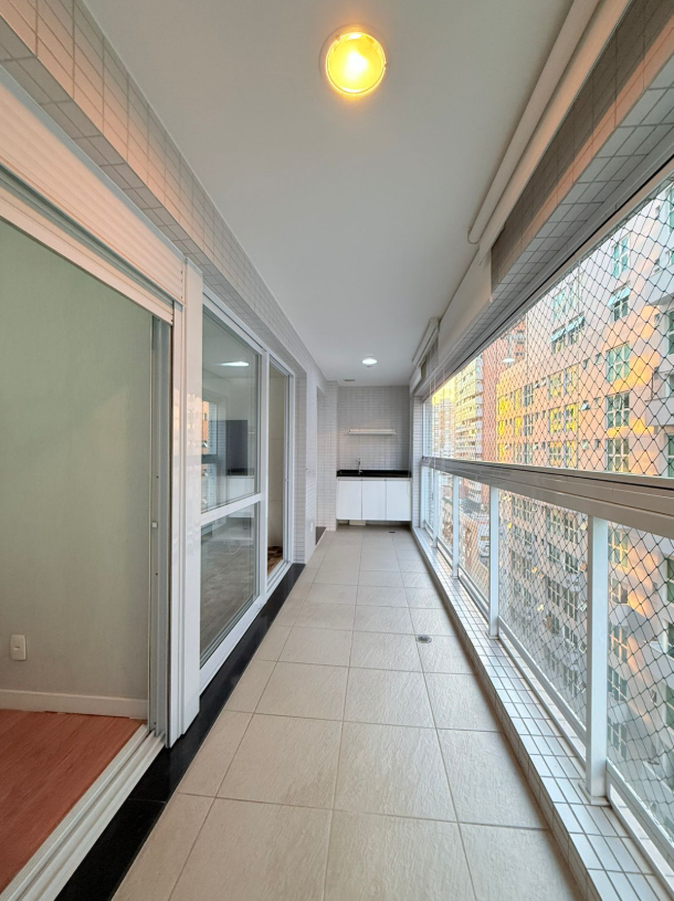 Imagem Apartamento com 2 Quartos à Venda, 80 m² em Gonzaga - Santos Imagem Apartamento com 2 Quartos à Venda, 80 m² em Gonzaga - Santos