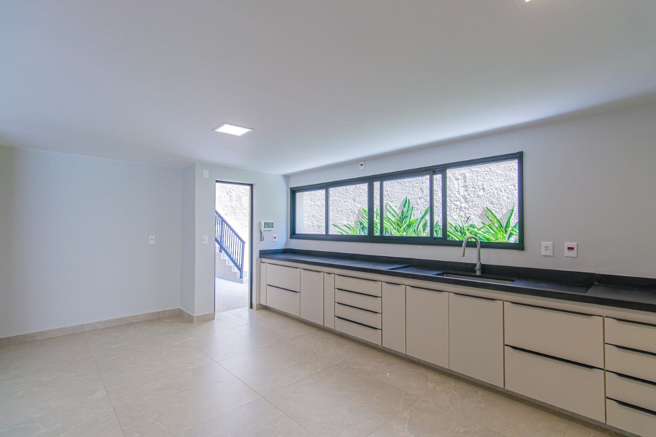 Imagem Casa com 3 Quartos à Venda, 436 m² em Jardim Marajoara - São Paulo Imagem Casa com 3 Quartos à Venda, 436 m² em Jardim Marajoara - São Paulo