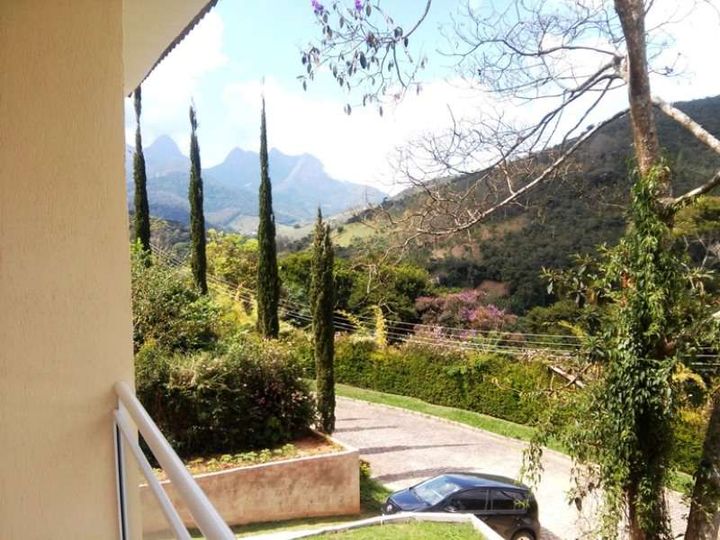 Imagem Casa de Condomínio com 3 Quartos à Venda, 376 m² em Várzea - Teresópolis