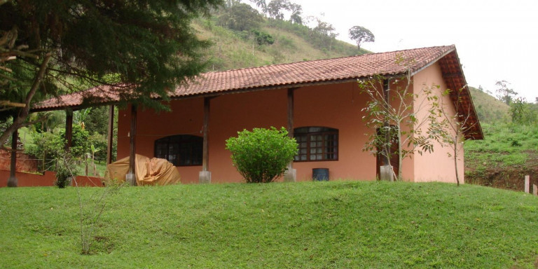 Chácara com 5 Quartos à Venda, 2.600 m² em Centro - Santa Isabel