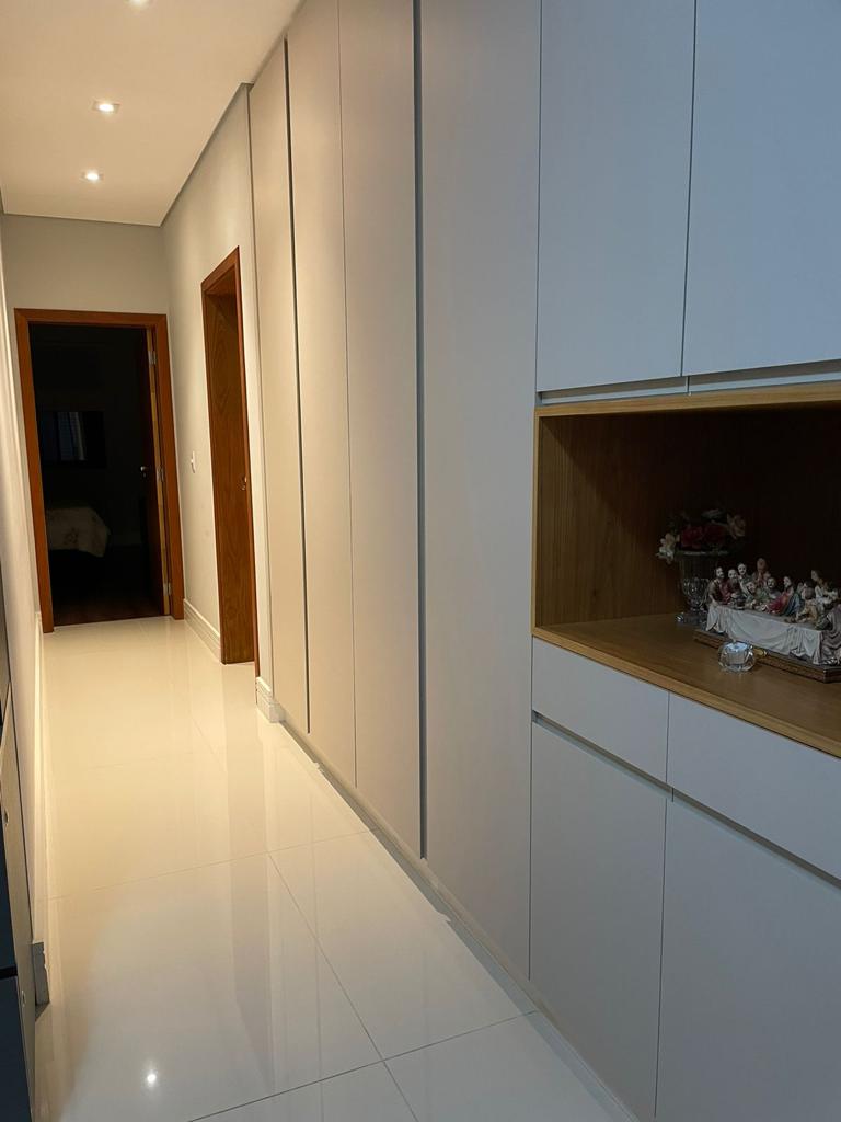 Imagem Casa de Condomínio com 3 Quartos à Venda, 220 m²em Medeiros - Jundiaí