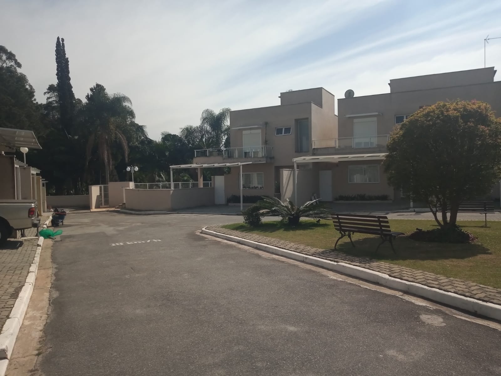 Imagem Casa de Condomínio com 3 Quartos à Venda, 213 m²em Jardim Rebelato - Cotia