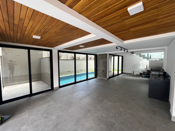 Imagem Casa com 4 Quartos à Venda, 400 m²em Jardim das Cerejeiras - Arujá Imagem Casa com 4 Quartos à Venda, 400 m²em Jardim das Cerejeiras - Arujá