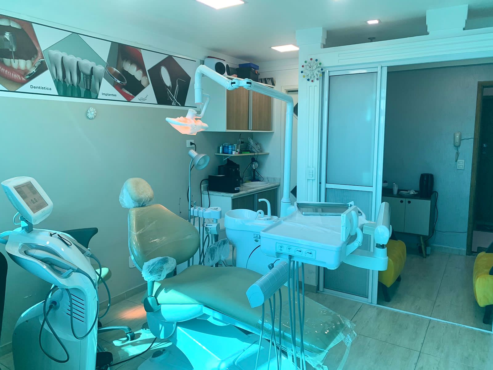 Imagem Consultório para Alugar, 45 m²em Jardim Maria Rosa - Taboão da Serra