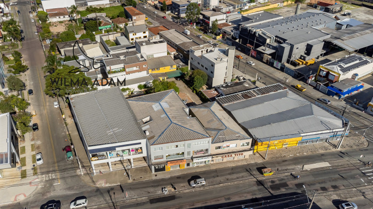 Imagem Loja à Venda, 751 m²em Novo Mundo - Curitiba