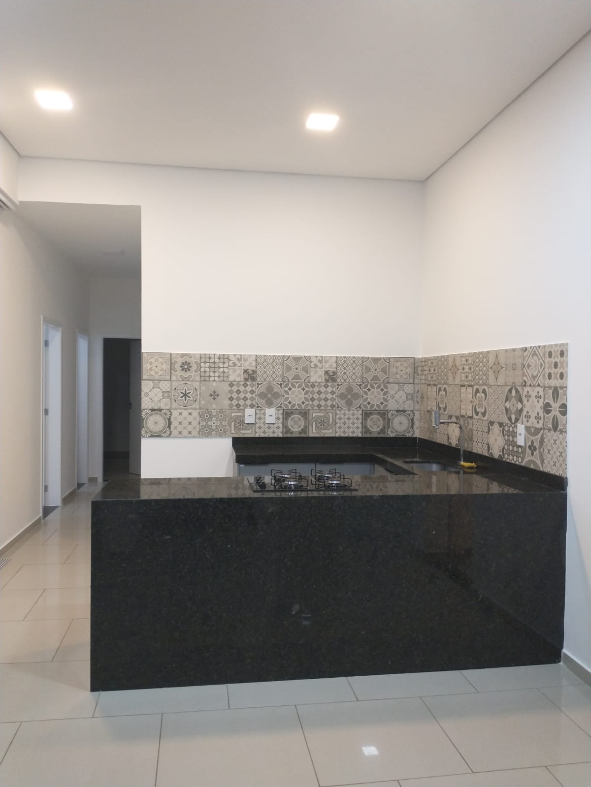 Imagem Casa de Condomínio com 3 Quartos à Venda, 130 m²em Wanel Ville - Sorocaba