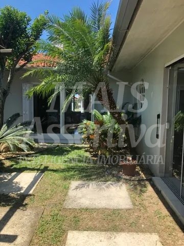 Imagem Casa com 4 Quartos à Venda, 180 m²em Rainha do Mar - Xangri-Lá Imagem Casa com 4 Quartos à Venda, 180 m²em Rainha do Mar - Xangri-Lá