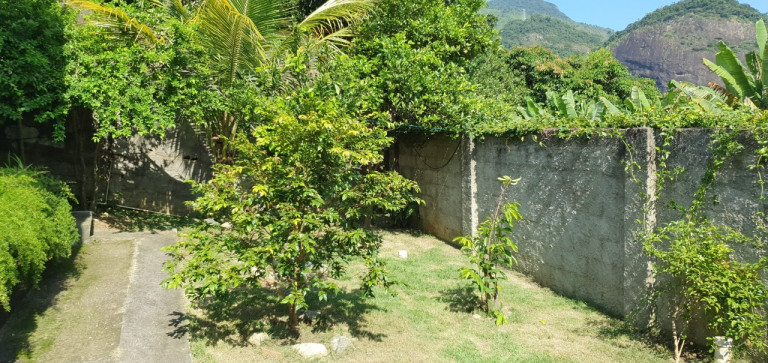 Imagem Casa com 3 Quartos à Venda, 180 m² em Freguesia (Jacarepaguá) - Rio de Janeiro Imagem Casa com 3 Quartos à Venda, 180 m² em Freguesia (Jacarepaguá) - Rio de Janeiro