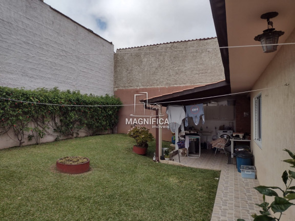 Imagem Casa com 3 Quartos à Venda, 230 m²em Bacacheri - Curitiba Imagem Casa com 3 Quartos à Venda, 230 m²em Bacacheri - Curitiba