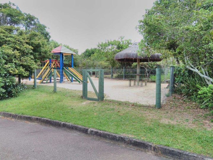 Imagem Terreno à Venda, 900 m² em Rio Tavares - Florianópolis Imagem Terreno à Venda, 900 m² em Rio Tavares - Florianópolis