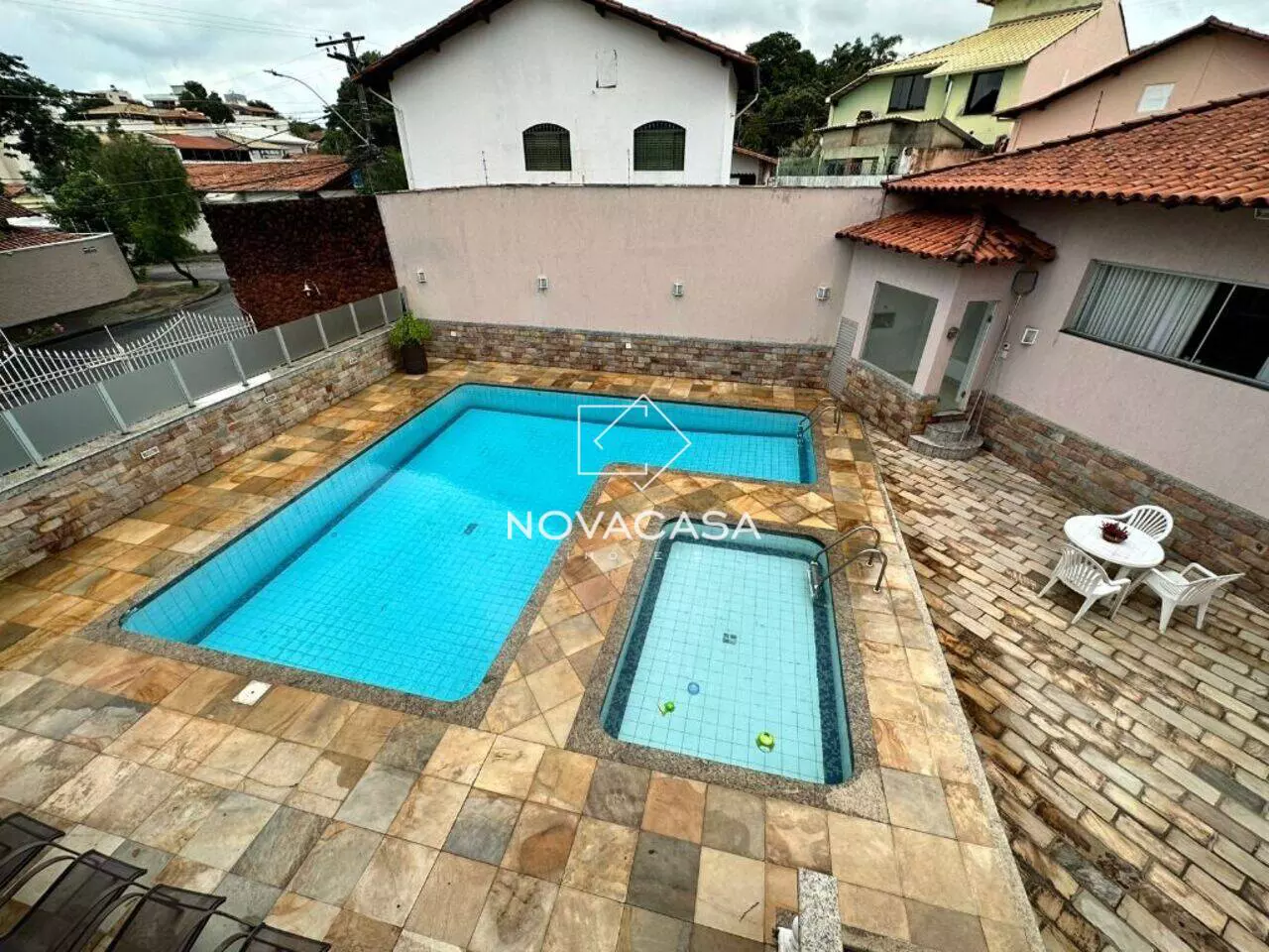 Imagem Casa com 5 Quartos à Venda, 625 m² em Santa Branca - Belo Horizonte Imagem Casa com 5 Quartos à Venda, 625 m² em Santa Branca - Belo Horizonte