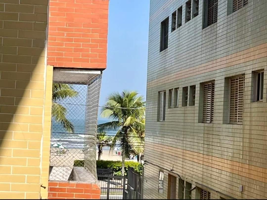 Imagem Kitnet com 1 Quarto à Venda, 30 m²em Tupi - Praia Grande Imagem Kitnet com 1 Quarto à Venda, 30 m²em Tupi - Praia Grande