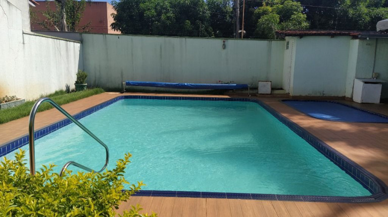 Imagem Casa de Condomínio com 4 Quartos à Venda, 135 m² em Setor Jaó - Goiânia Imagem Casa de Condomínio com 4 Quartos à Venda, 135 m² em Setor Jaó - Goiânia