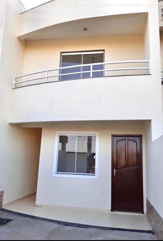 Casa com 2 Quartos à Venda, 73 m²em Parque Tropical - Campos dos Goytacazes