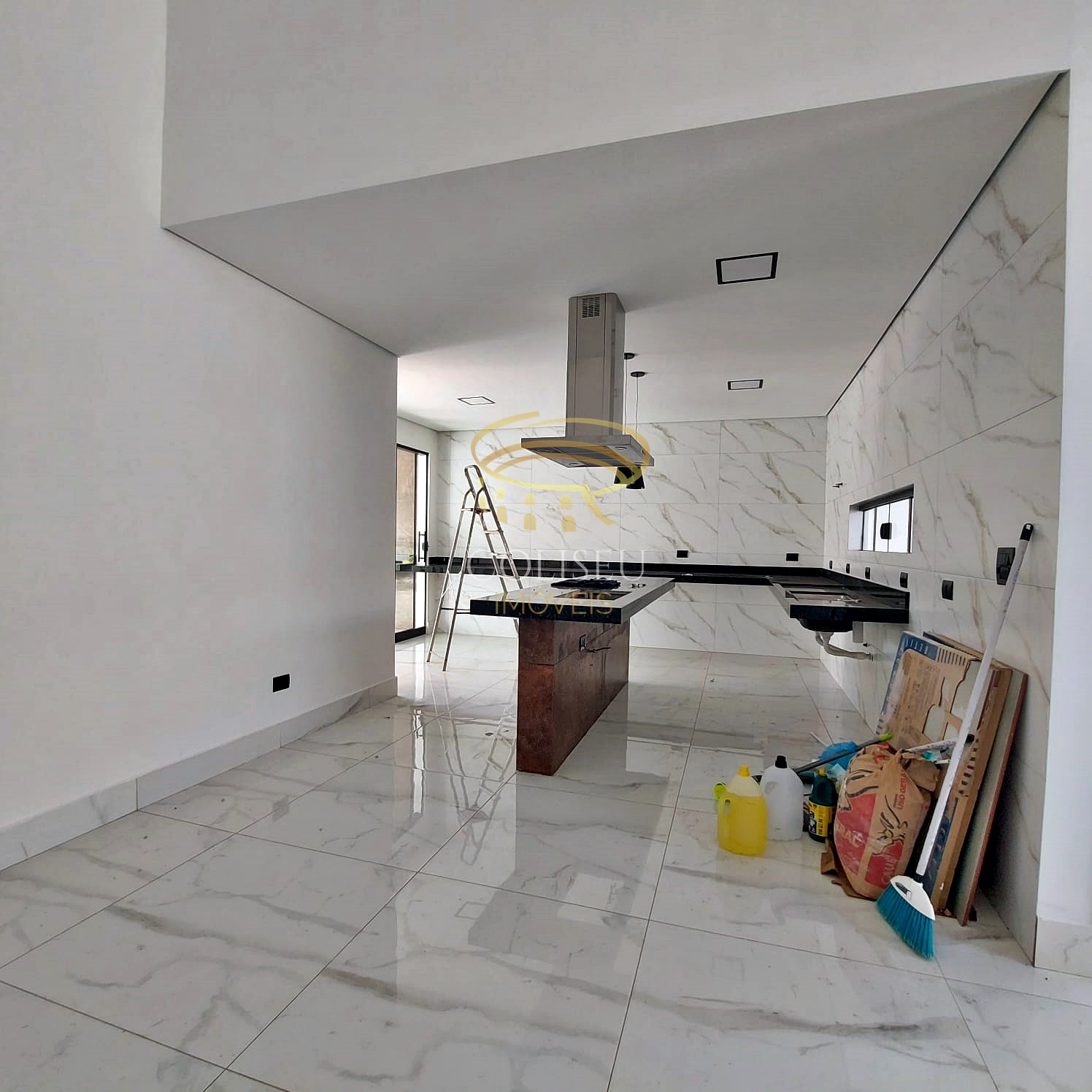 Imagem Casa com 3 Quartos à Venda, 140 m²em Bom Jardim - Maringá