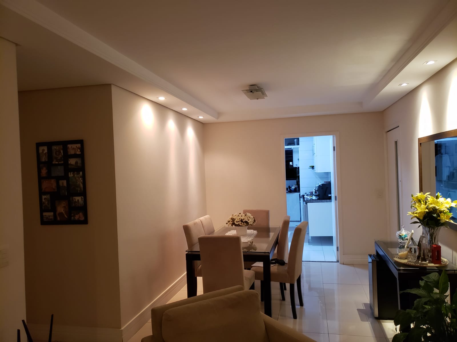 Imagem Apartamento com 3 Quartos à Venda, 103 m²em Moema - São Paulo Imagem Apartamento com 3 Quartos à Venda, 103 m²em Moema - São Paulo