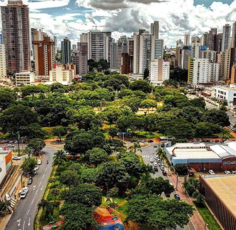 Imagem Apartamento com 4 Quartos à Venda, 214 m²em Setor Oeste - Goiânia