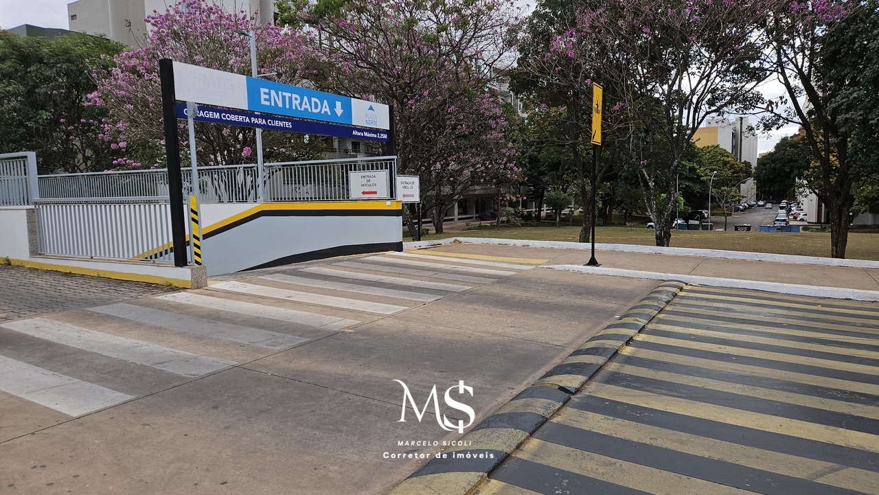 Imagem Loja para Alugar, 110 m² em Asa Norte - Brasília Imagem Loja para Alugar, 110 m² em Asa Norte - Brasília