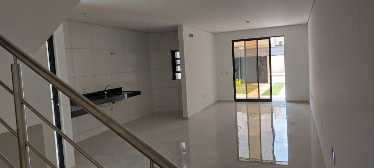 Imagem Casa com 4 Quartos à Venda, 150 m² em Sapiranga-Coité - Fortaleza
