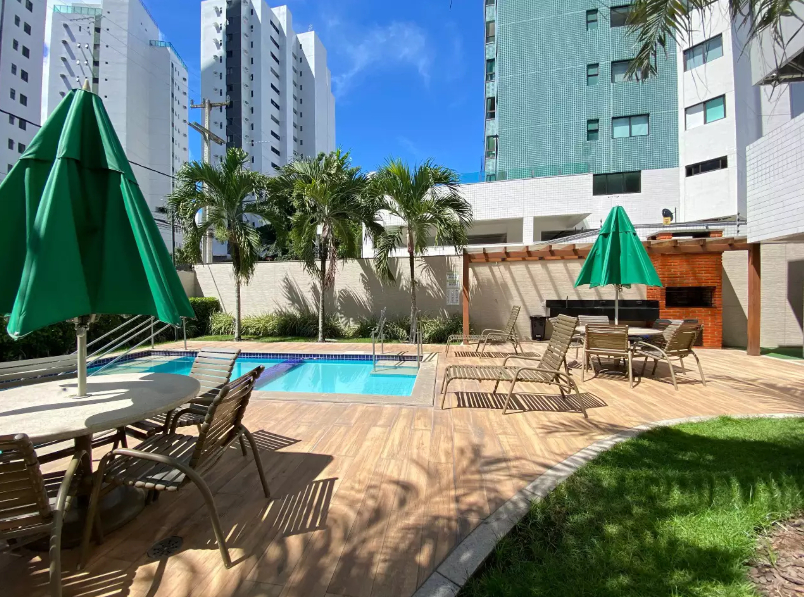 Imagem Apartamento com 4 Quartos à Venda, 138 m²em Boa Viagem - Recife