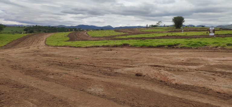 Imagem Terreno à Venda, em Piedade - Caçapava Imagem Terreno à Venda, em Piedade - Caçapava