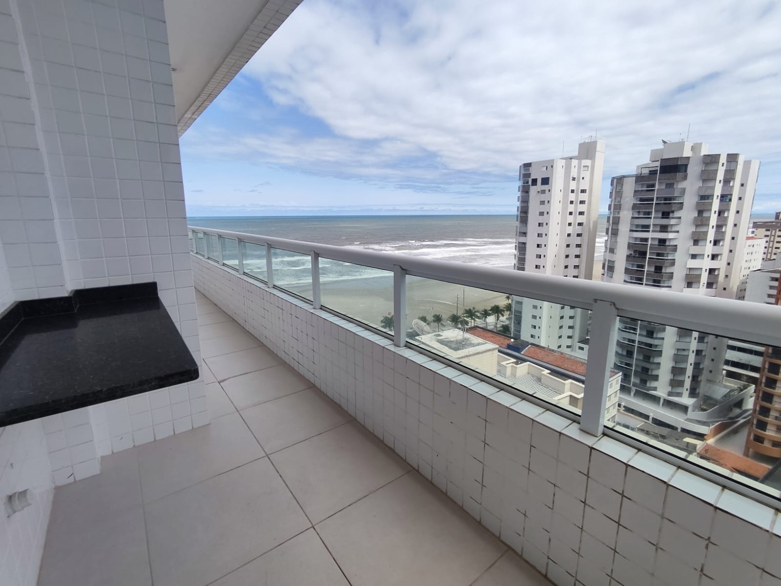 Imagem Apartamento com 3 Quartos à Venda ou Temporada, 94 m²em Aviação - Praia Grande Imagem Apartamento com 3 Quartos à Venda ou Temporada, 94 m²em Aviação - Praia Grande