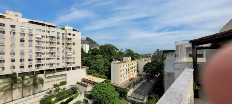 Imagem Cobertura com 2 Quartos à Venda, 104 m² em Pechincha - Rio de Janeiro